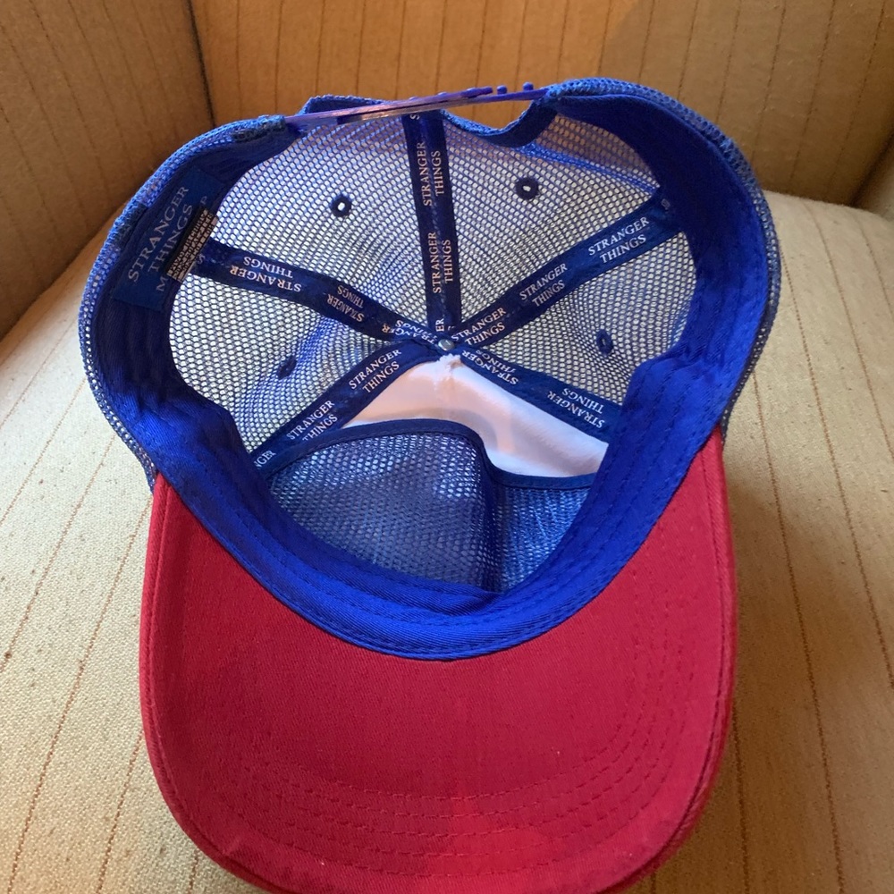 Stranger Things Hat - Picture 3 of 3